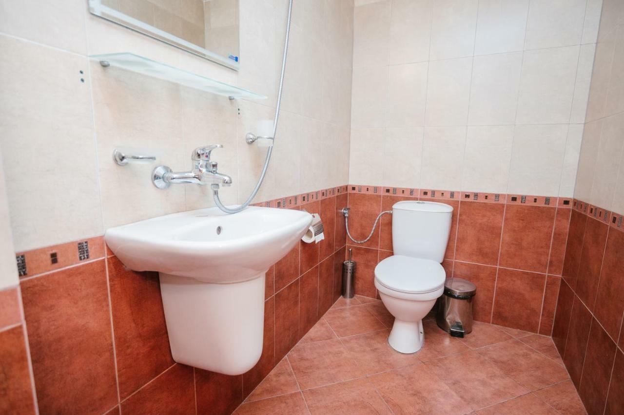فندق Kodjamanova House زيرافنا المظهر الخارجي الصورة